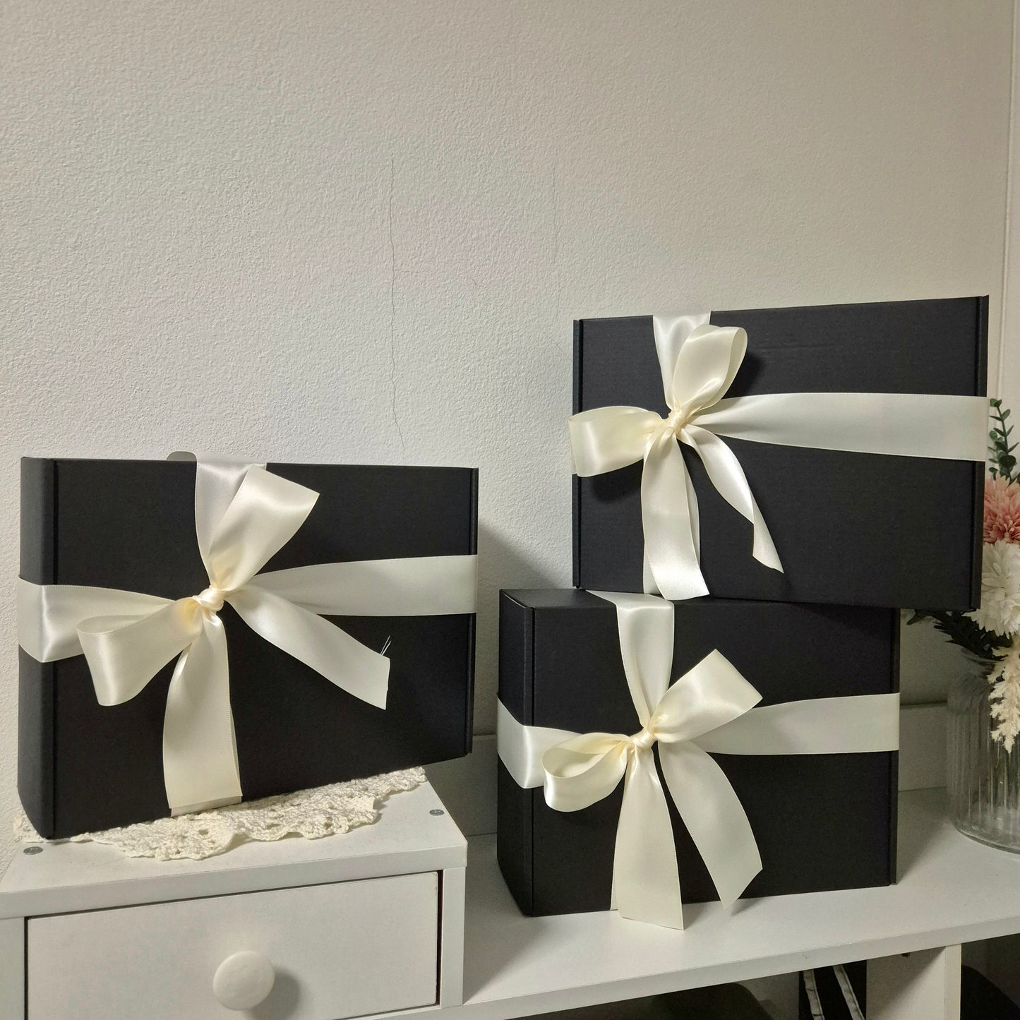 Ribbon Gift Box